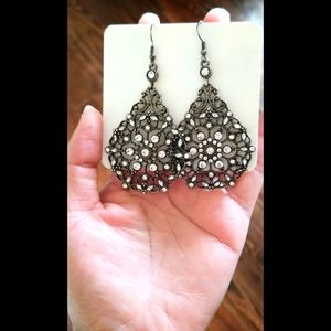 🆕️ NEW LISTING! EMBELLISHED FILIGREE STYLE DROP EARRINGS